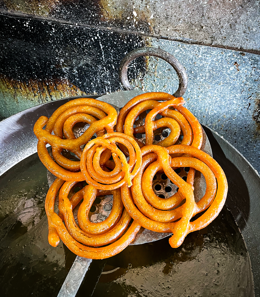 The Giant Gohana Jalebi - Gurgaon's Best Kept Secret - Chowder Singh